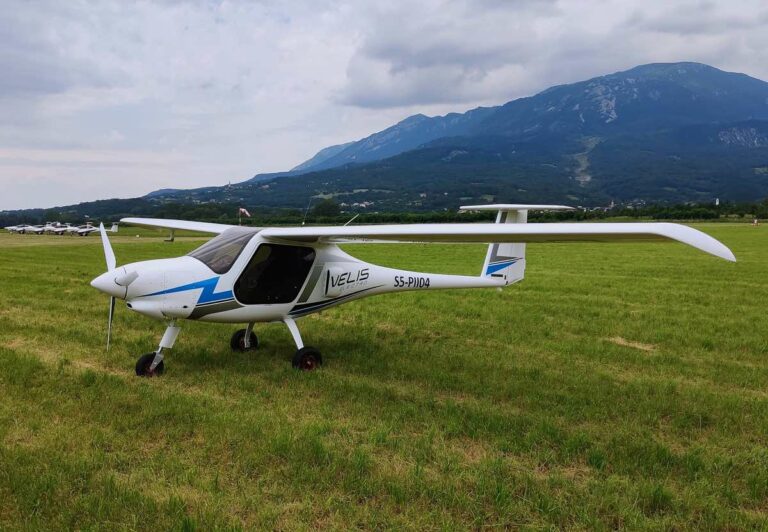 electric-powered aircraft