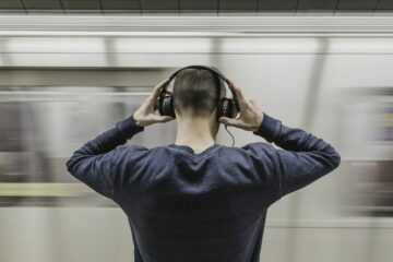 New research suggests that headphone use can change how persuasive a voice can be within the earbuds